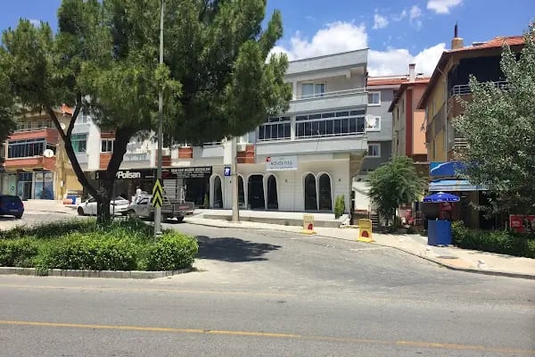 Minik Diş Ortodonti ve Çocuk Diş Kliniği - Resim 3
