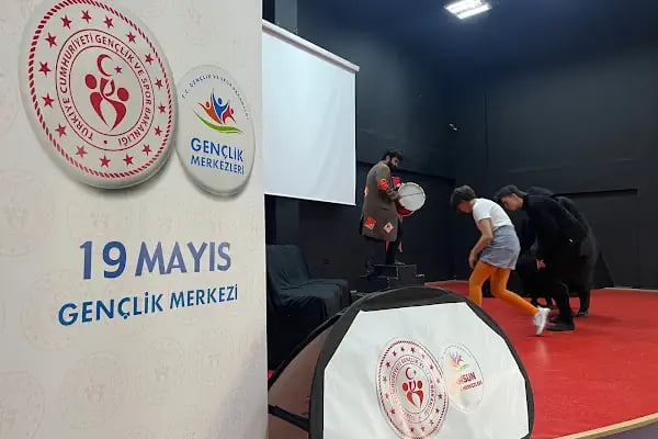 19 Mayıs - Resim 12
