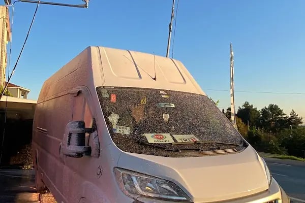 YouWash Self Servis Oto Yıkama Kompleksi - Resim 10