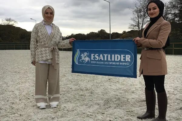 Eyüpsultan ATLI Sporlar Derneği (Atlı Okçuluk ve Binicilik Merkezi) ESATLIDER - Resim 7