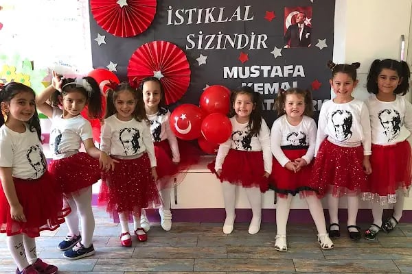 Minik Ayaklar Anaokulu Ve Kreş - Resim 2