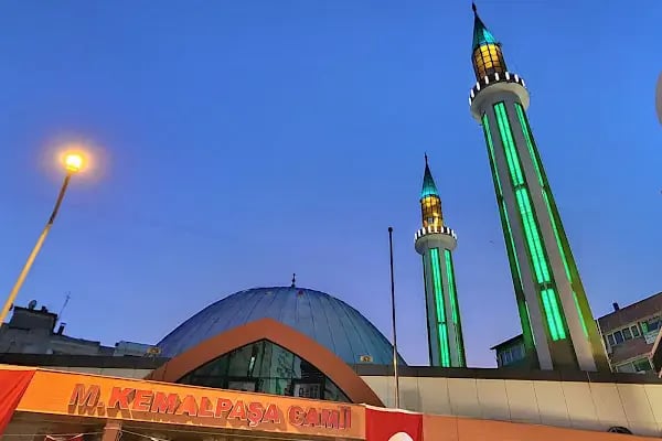 Mustafa Kemalpaşa Camii - Resim 3