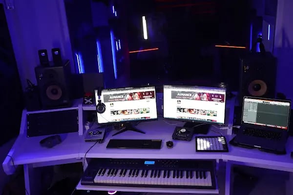 Bendo Music - İzmir Rap Stüdyosu, Klip Çekimi, Beat Yapımı, Mix ve Master - Resim 3