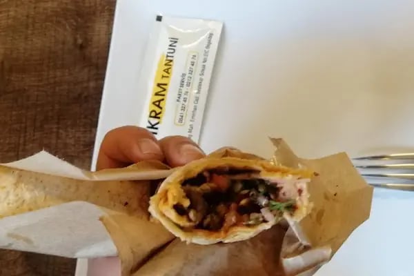 ikram tantuni döner - Resim 13