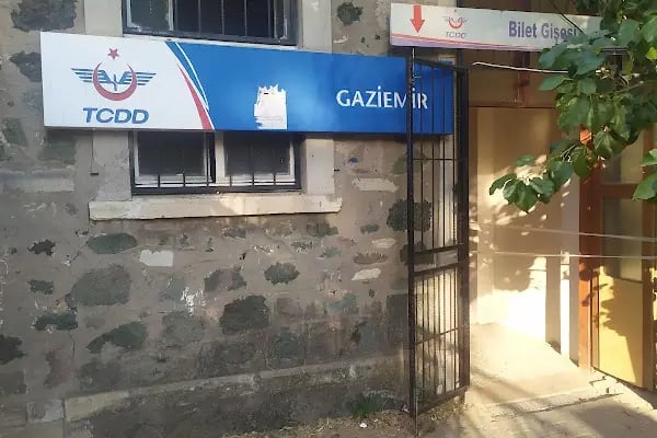 Gaziemir Tren İstasyonu - Resim 14