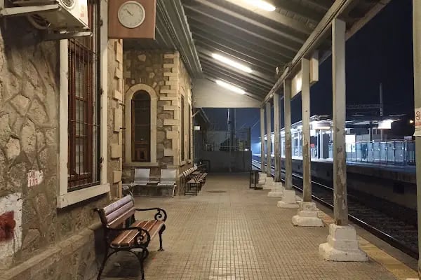 Gaziemir Tren İstasyonu - Resim 8