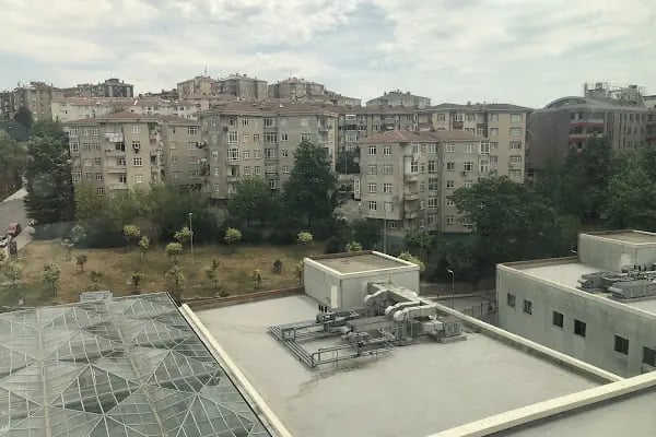 Gaziosmanpaşa Eğitim Araştırma Fizik Tedavi Rehabilitasyon Hastanesi binası - Resim 16