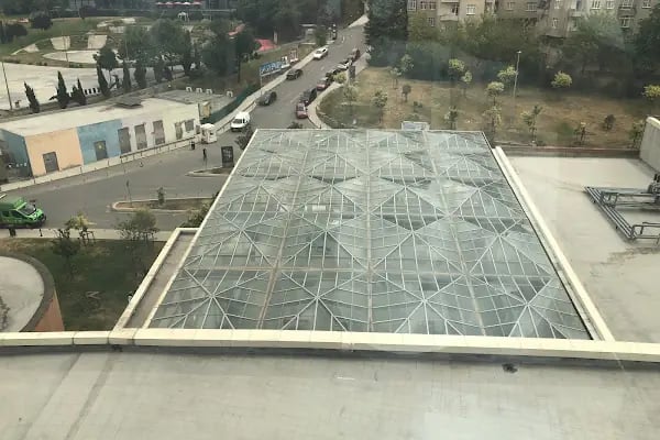 Gaziosmanpaşa Eğitim Araştırma Fizik Tedavi Rehabilitasyon Hastanesi binası - Resim 12