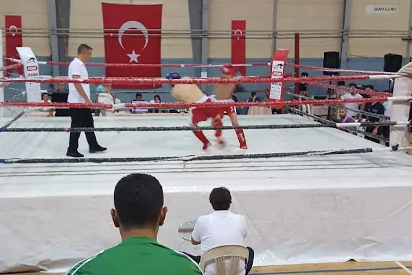 Buca Afetevleri Spor Salonu - Resim 16