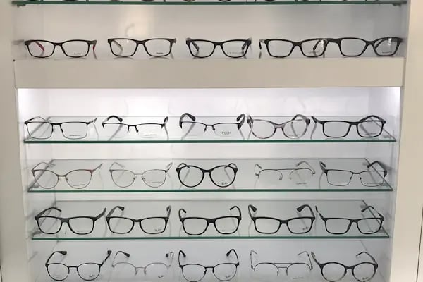Özge Optik Başiskele - Resim 12