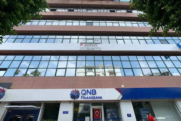 Adent Ağız Diş Sağlığı Kliniği İmplant Ve Estetik Dişhekimliği Merkezi - Resim 14