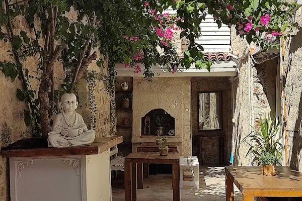 Alaçatı Pazar Yeri - Resim 8