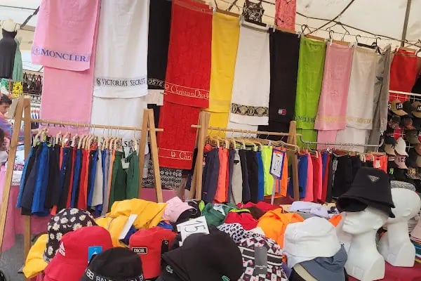 Alaçatı Pazar Yeri - Resim 16
