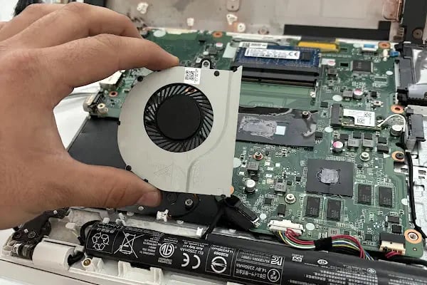 404 Bilişim - Bilgisayar ve Telefon Teknik Servisi - Resim 16
