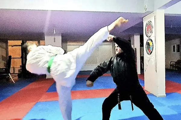 Murkendo Dövüş Sanatları ve Spor Akademisi - Resim 13