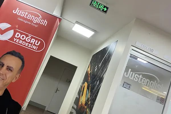 Just English Dil Okulları - İngilizce Kursu Maltepe - Resim 12