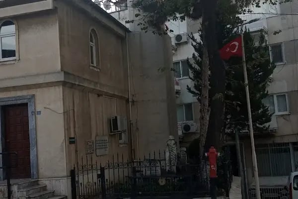 Emetullah Hatun Cami - Resim 14