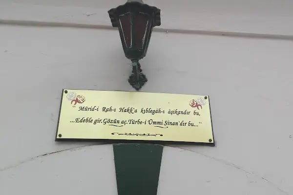 Ummi Sinan Türbesi - Resim 4