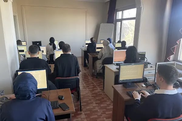 Eksen Institute Kariyer Kursları Heykel Şubesi - Resim 5