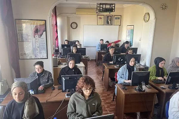 Eksen Institute Kariyer Kursları Heykel Şubesi - Resim 4