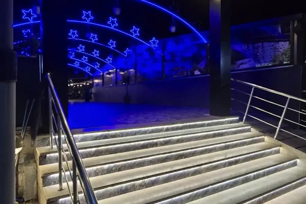 Royal Cafe&amp; Bilardo - Resim 16
