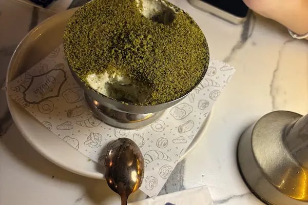 Ophelia Patisserie - Resim 6