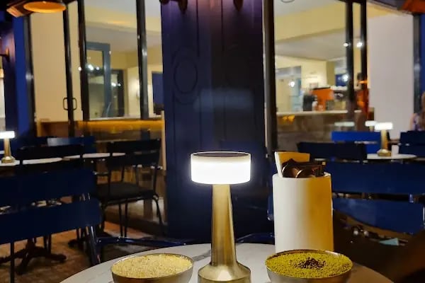 Ophelia Patisserie - Resim 11