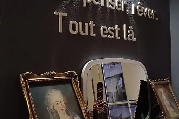 Ophelia Patisserie - Resim 16