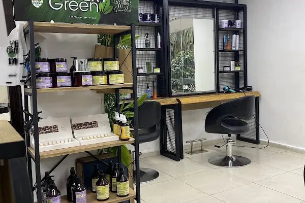 Saloon UĞUR ÇİÇEK - Resim 3