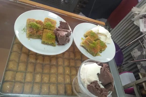 Kahramanmaraş Kaymak Dondurma - Resim 3