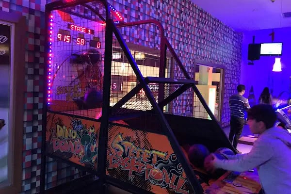 Shey cafe and bowling - Resim 5
