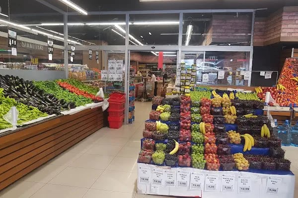Irmaklar Market - Resim 1