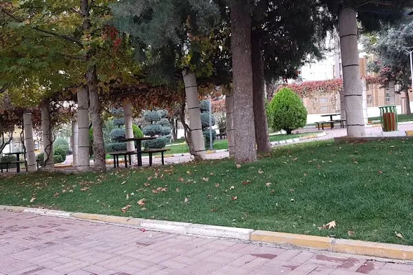 Kazancı Bedih Parkı - Resim 6