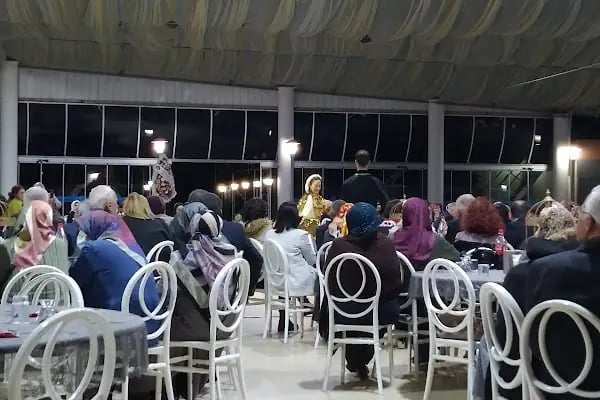 Süngü Spor Tesisi - Resim 2