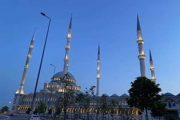 Taşoluk Merkez Cami - Resim 1