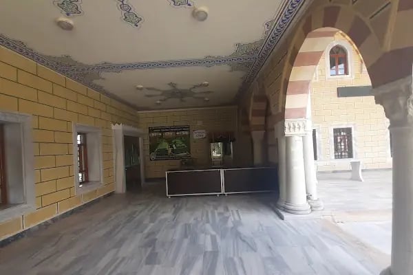 Taşoluk Merkez Cami - Resim 11