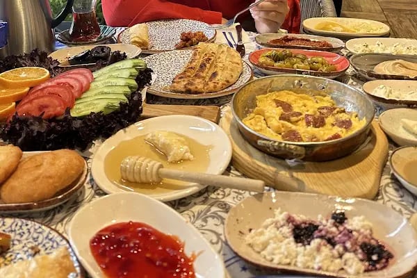 Ataşehir Van Kahvaltı Salonu - Resim 4