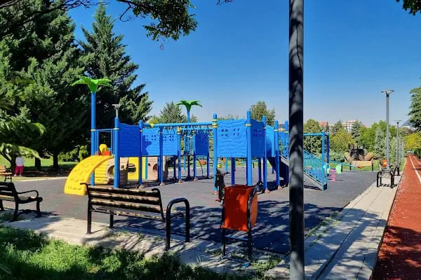 100.Yıl Parkı - Resim 19