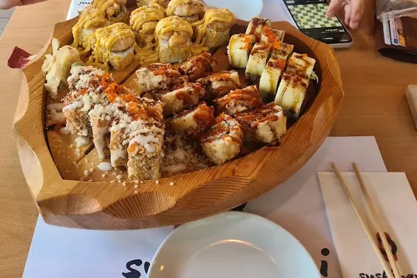 Sushinami Far East Cuisine - Resim 7