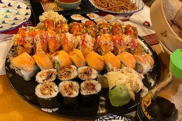 Sushinami Far East Cuisine - Resim 4