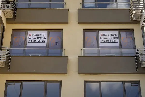 Diş Hekimi Tomur Ünsün - Resim 12