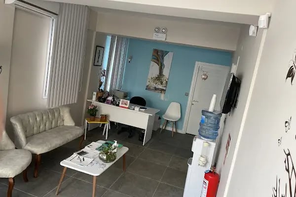 Diş Hastalıkları Ve Tedavisi Uzmanı Dr.Dt.HAKAN AKTÜRK - Resim 5