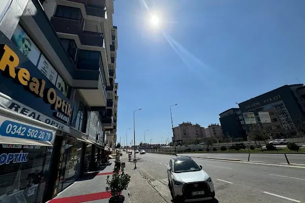 Real Optik Karataş - Resim 17