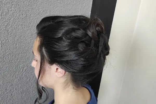 Kübra Kabil Saç Tasarım ve Güzellik Salonu - Resim 5