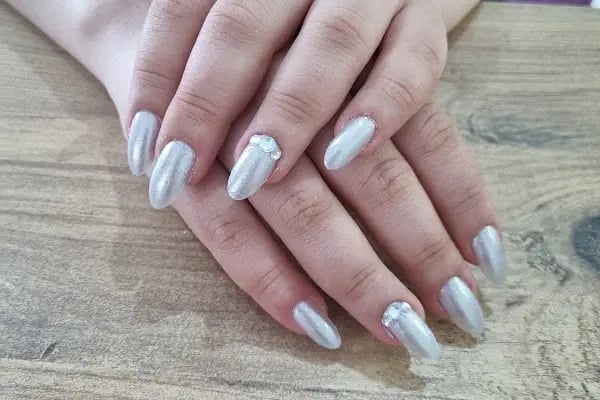 Kübra Kabil Saç Tasarım ve Güzellik Salonu - Resim 19