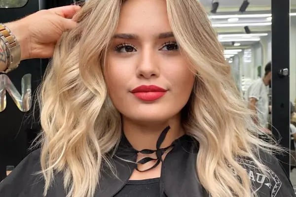 SALOON TUĞBA HAİR&amp;MAKE UP - Resim 16