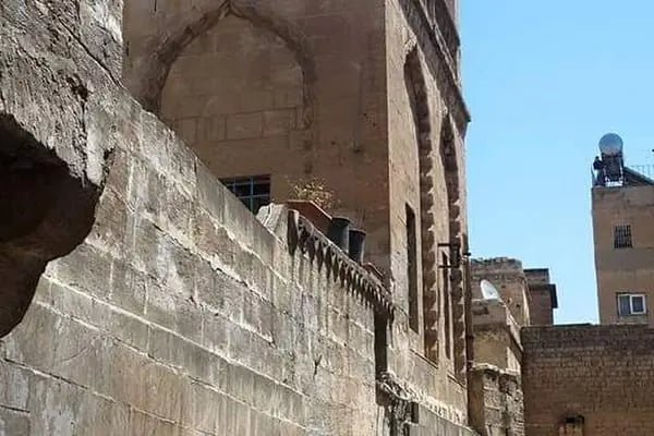 MARDİN ARTUKLU ÜNİVERSİTESİ DEVLET KONSERVATUVARI - Resim 1