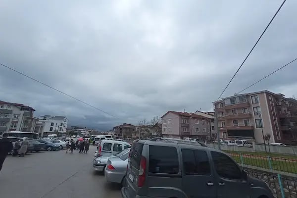 Basiskele Moda Pazar pazarı - Resim 1