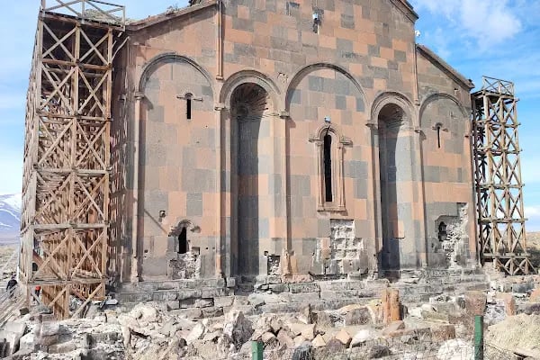 St. Gregory (Abughamrents) Church - Resim 10