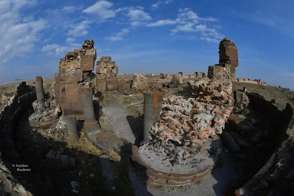 St. Gregory (Abughamrents) Church - Resim 8